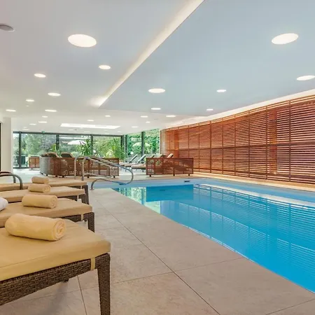 Lafairs Hotel Pfunds