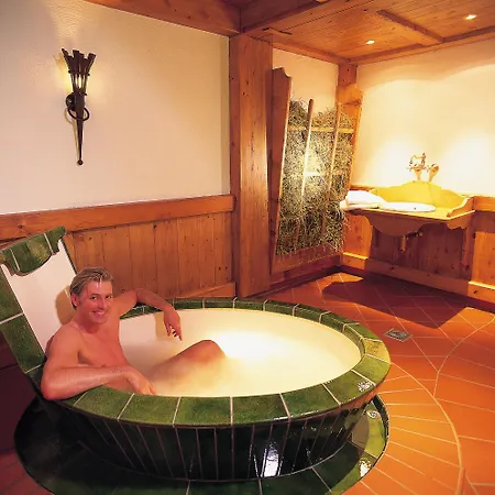 Lafairs 4* فوندس